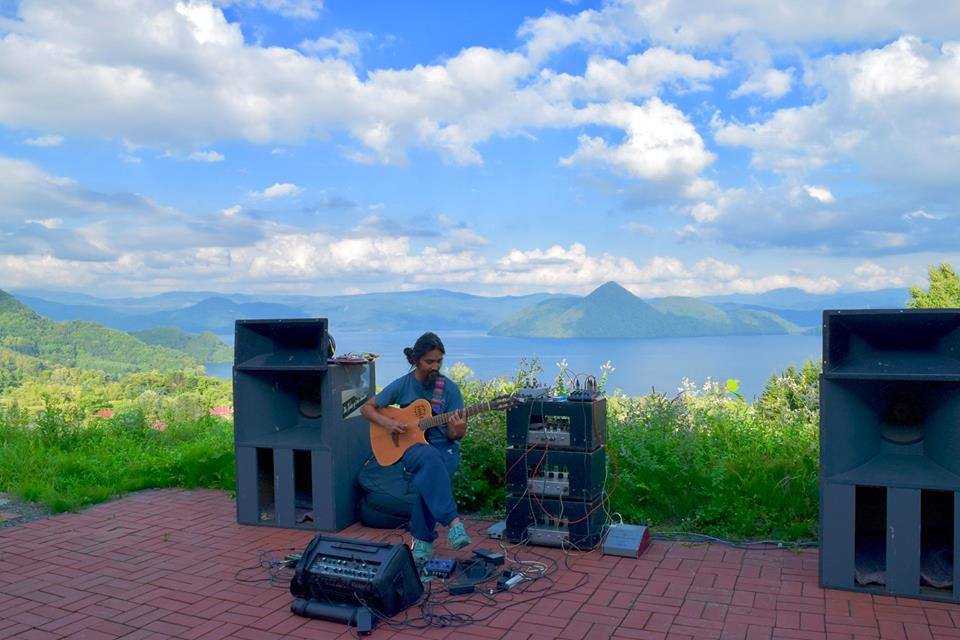 Yoshitake EXPE at Radio Free Alice