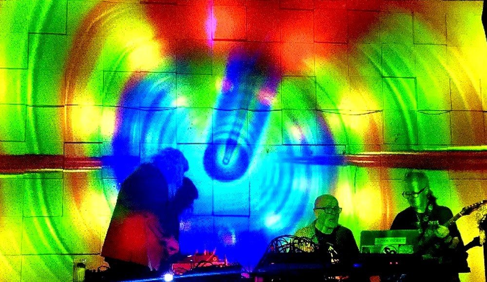 Scattered Order & Living Science Dept. + Peter Hollo's Raven