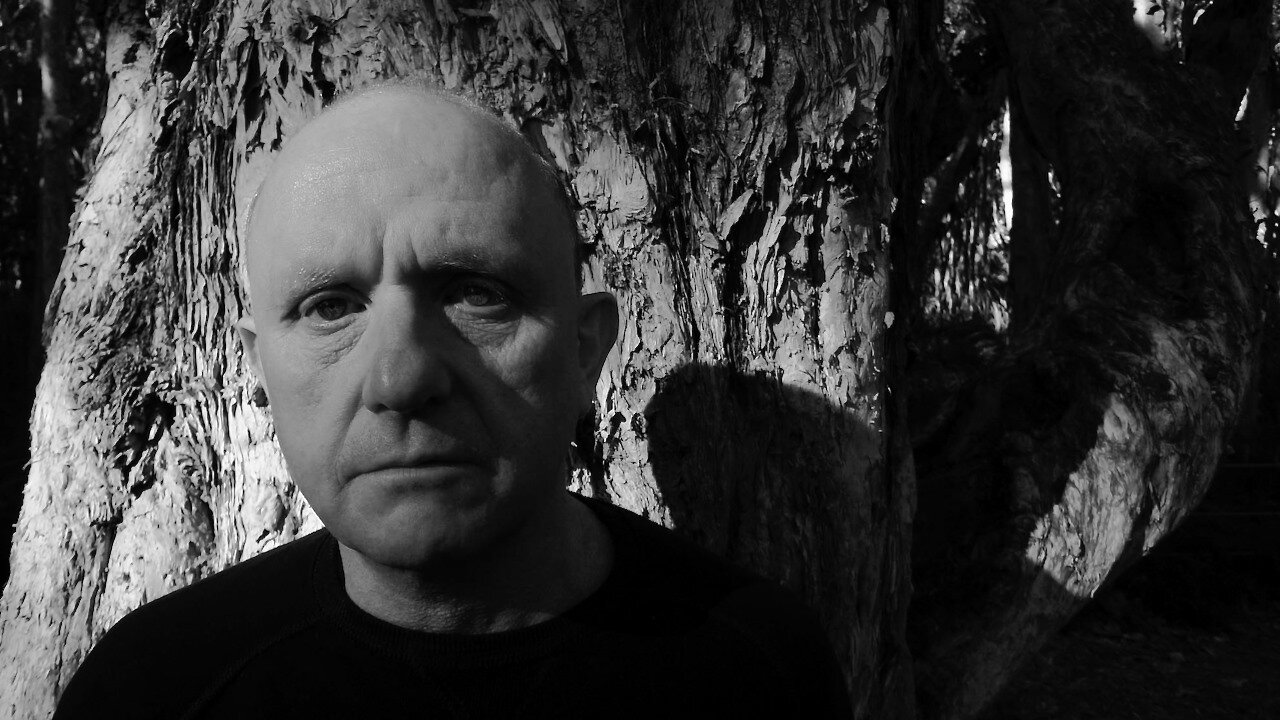 Chris Abrahams (solo)