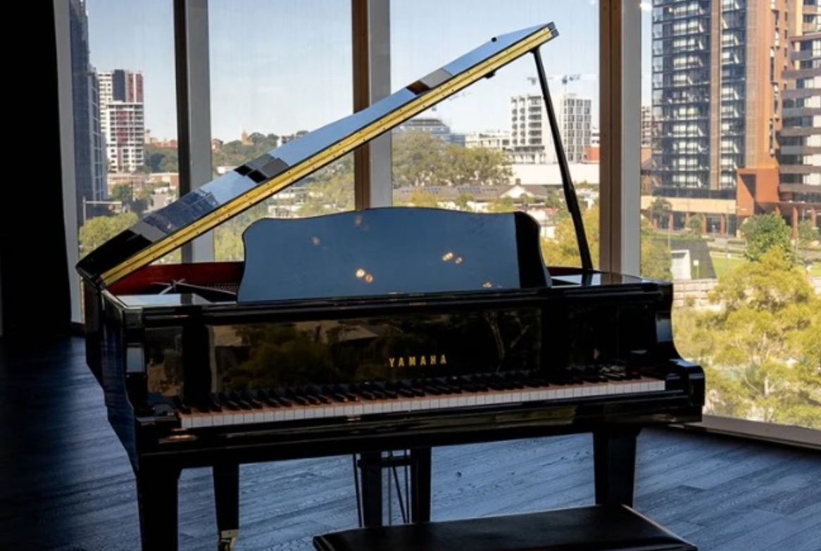 Piano Encounter (Green Square)